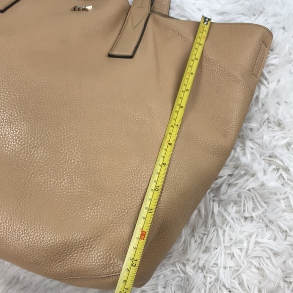 Michael Kors Junie Leather Tote - Picture 6 of 16